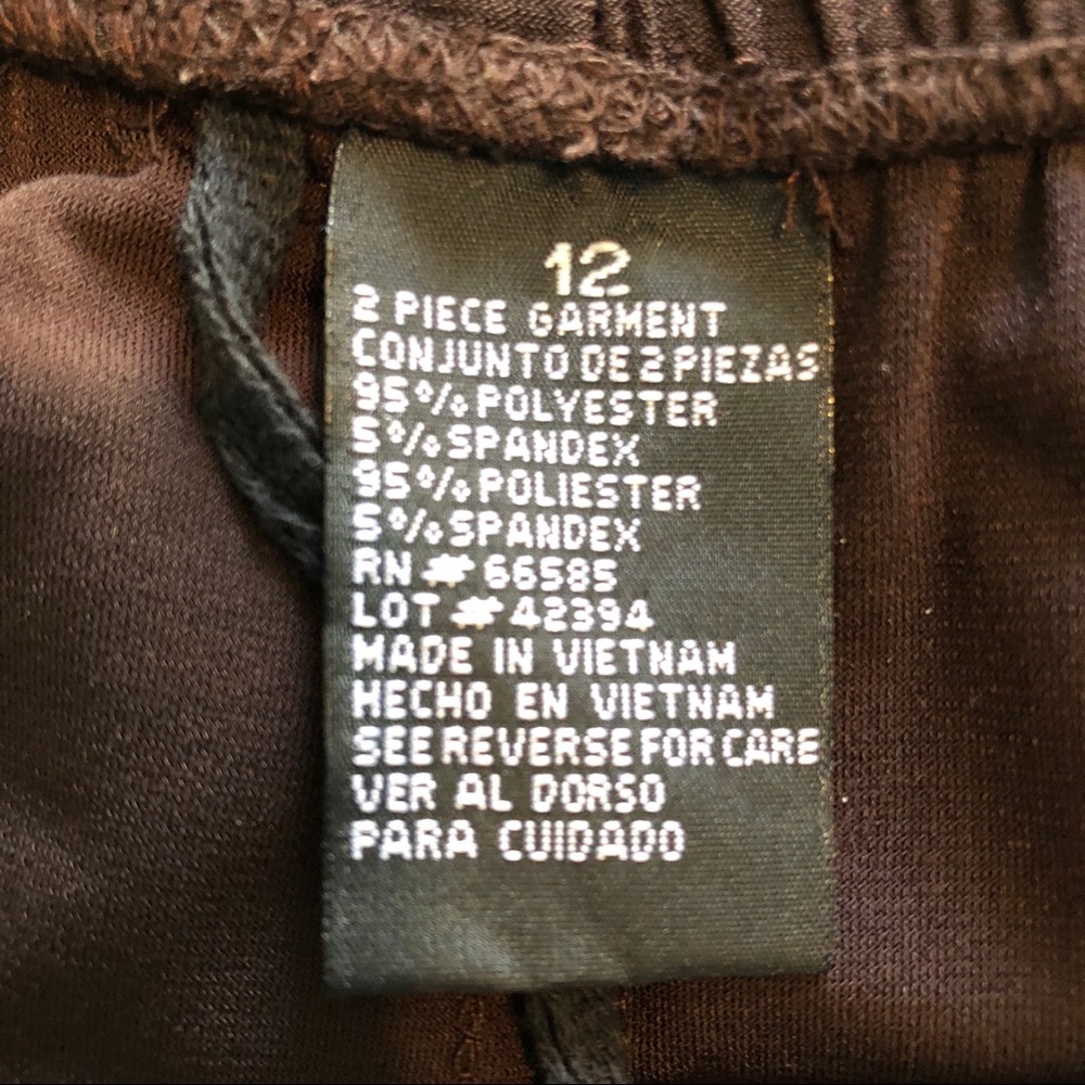 Perceptions 2 Piece Pant Suit - Picture 8 of 8